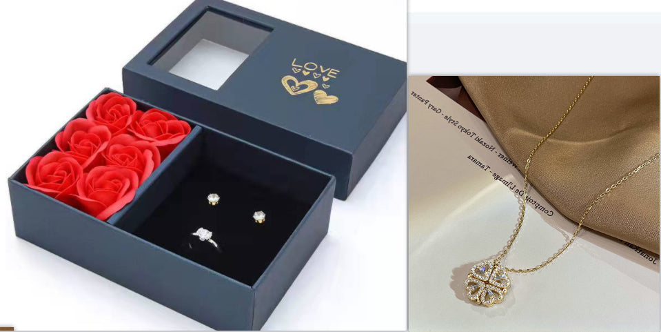 Magnetic Four-Leaf Clover Heart Locket Necklace — PuraVeil