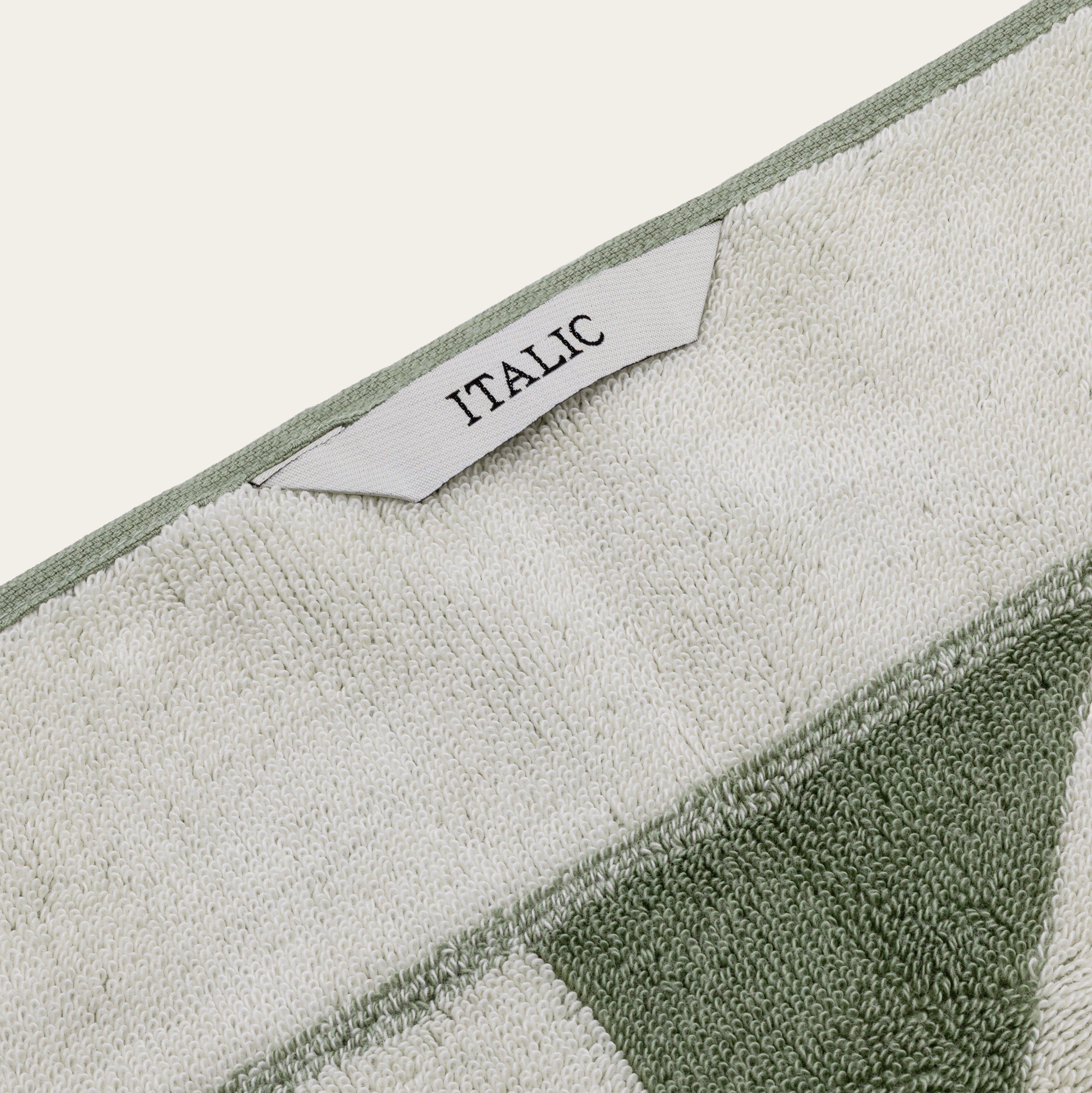 Umbra Towels lifestyle - PuraVeil
