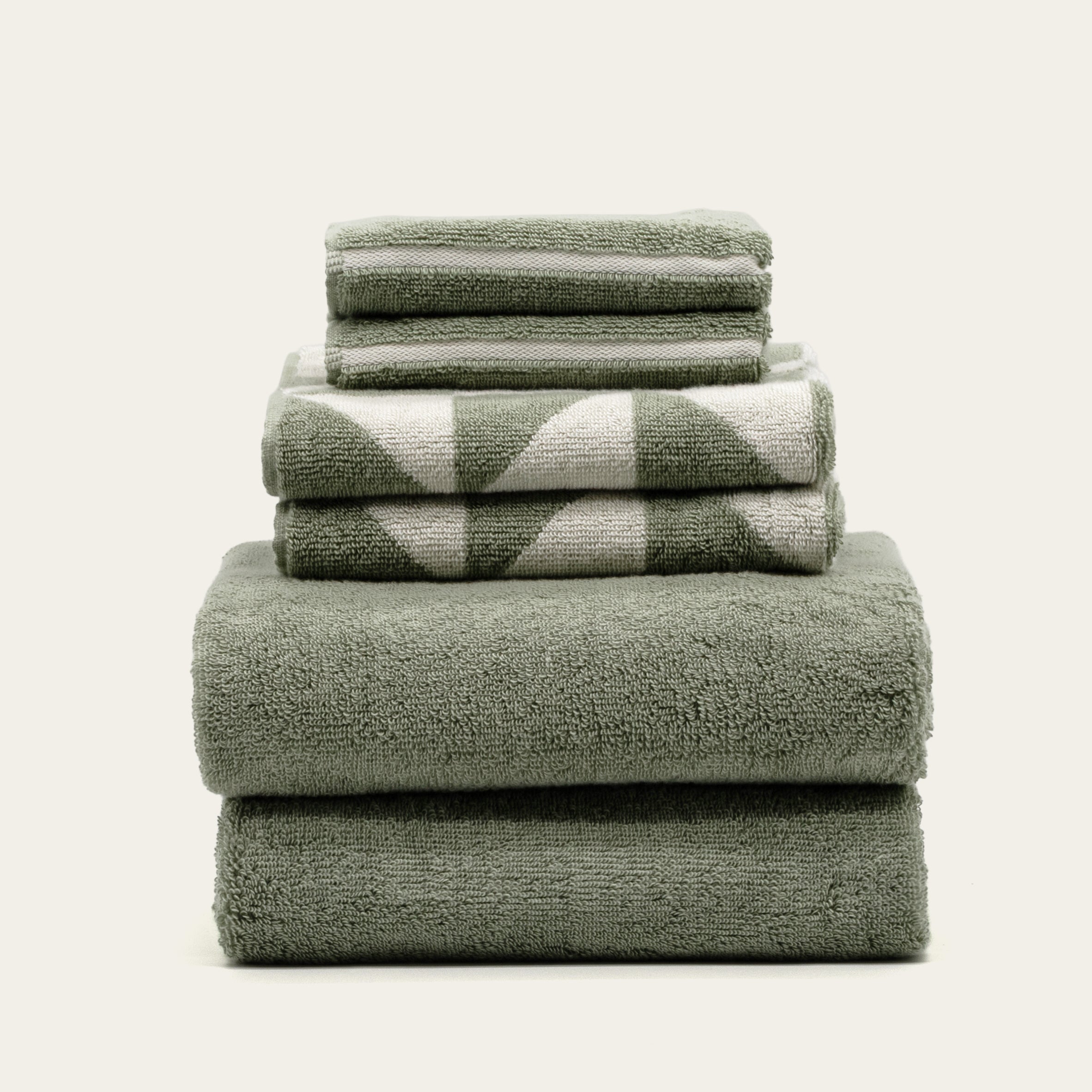 Umbra Towels lifestyle - PuraVeil