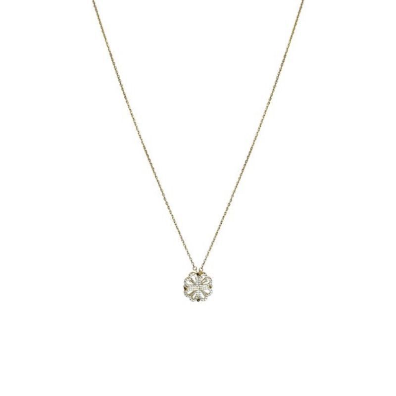 Magnetic Four-Leaf Clover Heart Locket Necklace — PuraVeil